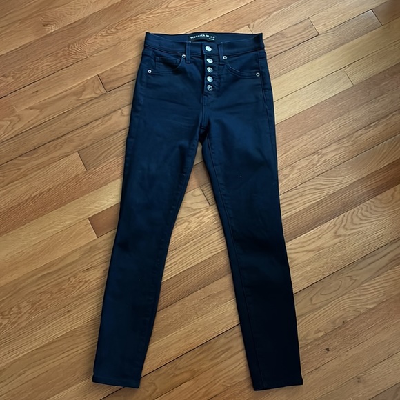 Veronica Beard Debbie Skinny Jean in Indigo - Picture 7 of 15